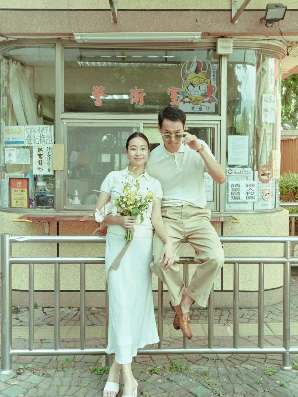 杨佑宁和妻子的结婚 对戒好"冷门"别致 昨天杨佑宁和妻子王咏颖