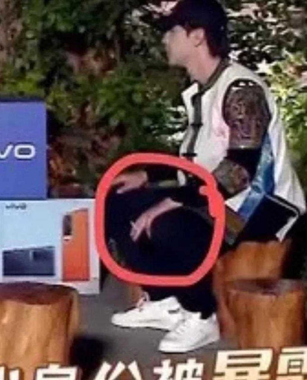 邓伦再次抽烟被曝光!女明星居然也抽烟!