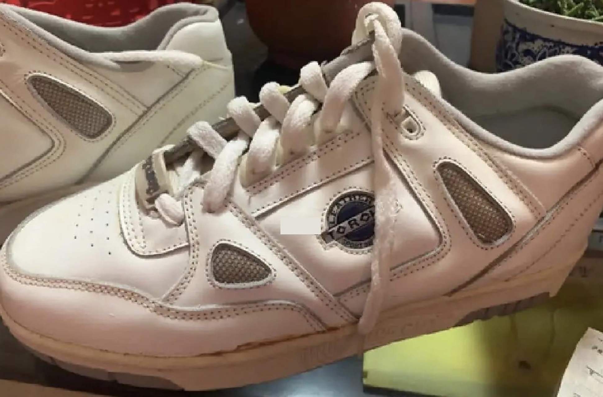 还记得90年代流行的"旅游鞋"吗?