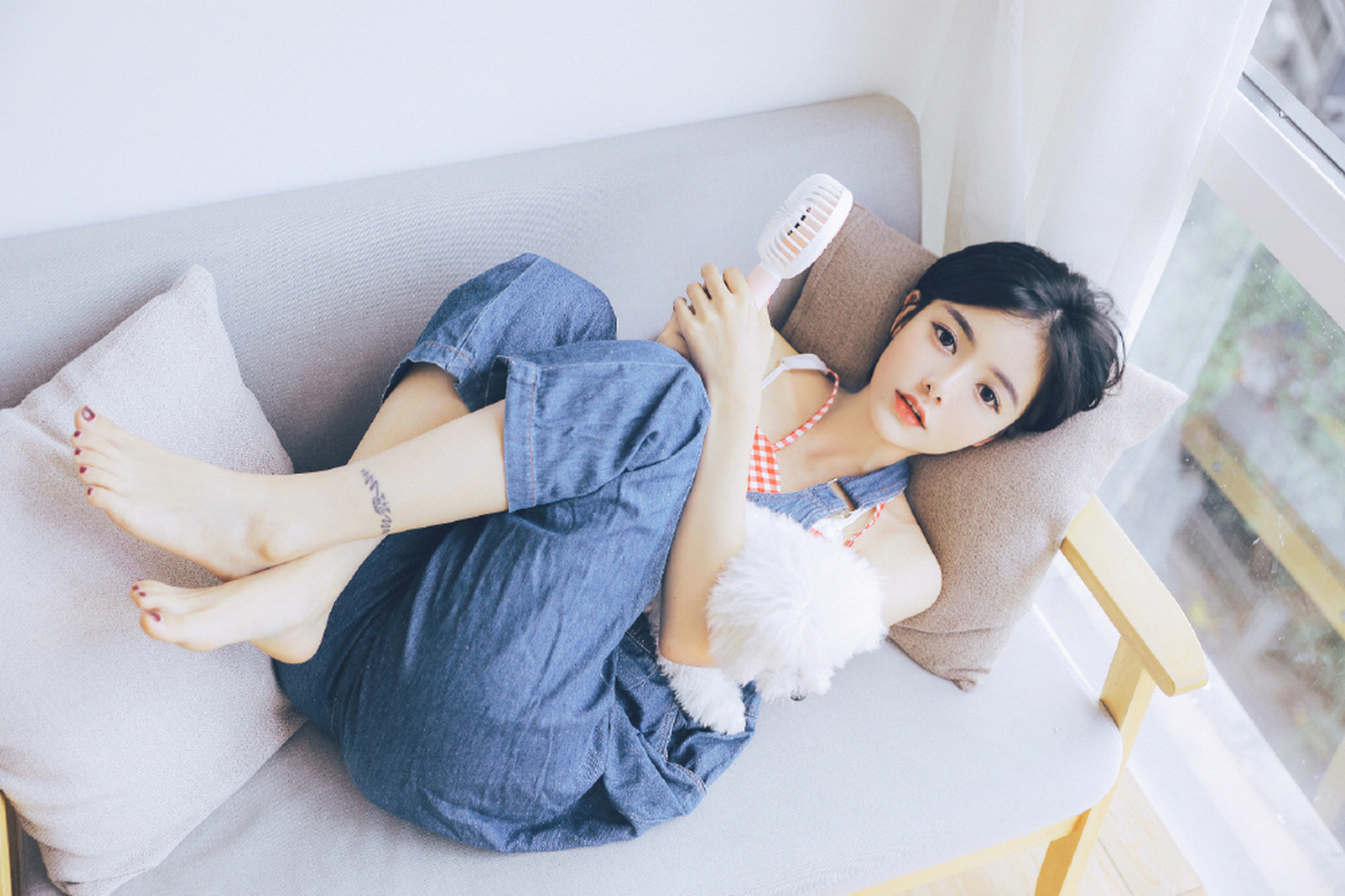 90后美女模特张爽性感私拍写真