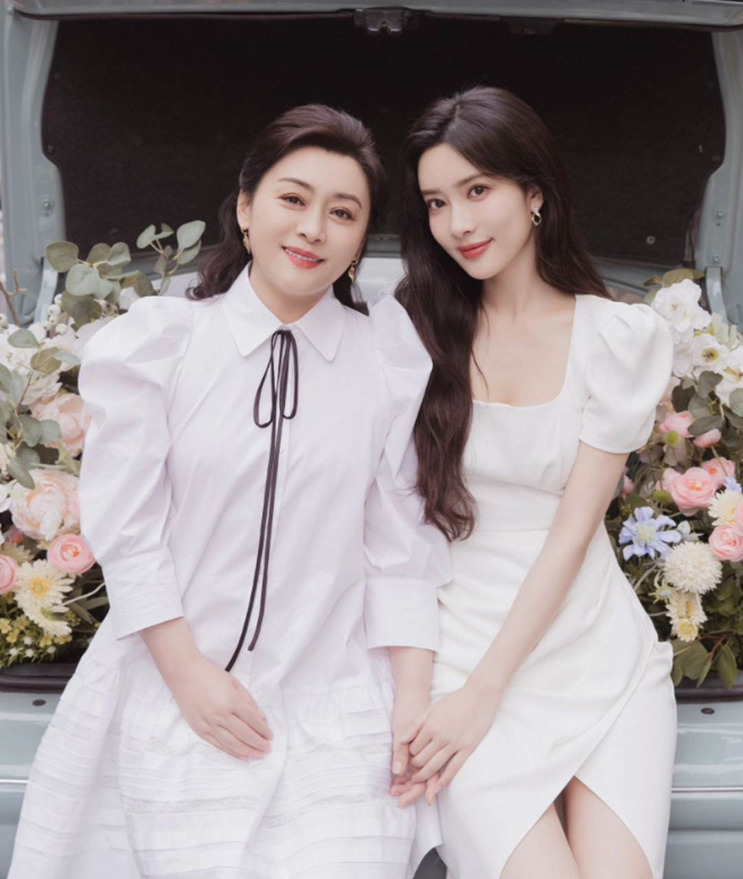 孟子义和妈妈,都很漂亮