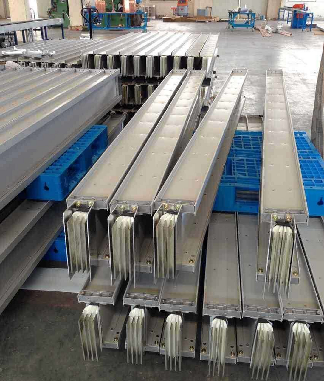 动态创作月#母线的相序排列是怎样规定的?