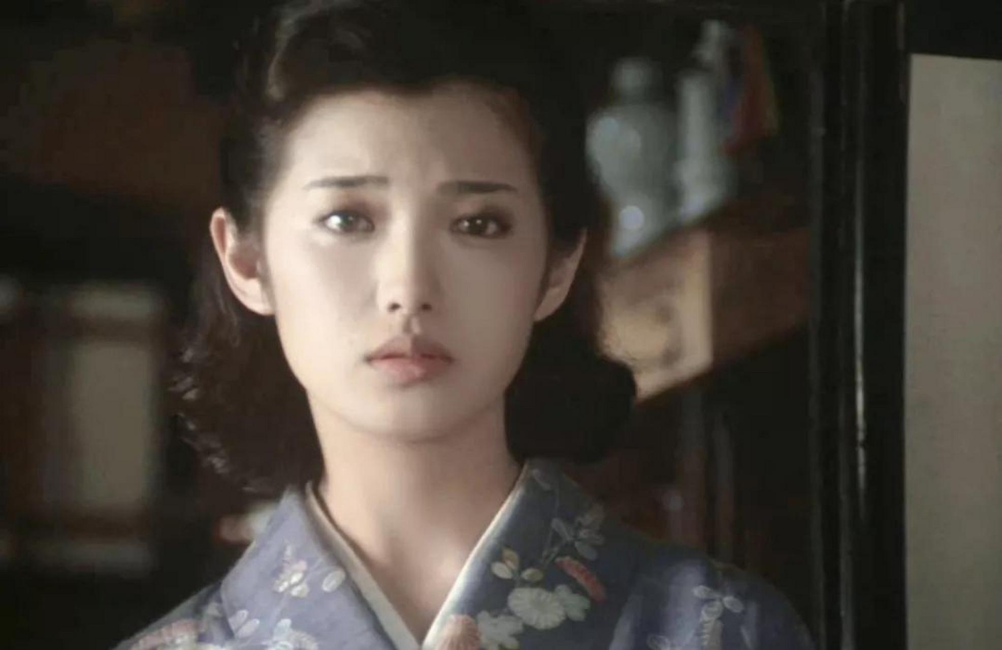 百家号星火计划# 山口百惠在《古都》里好美哦,优雅娴静清丽,果然