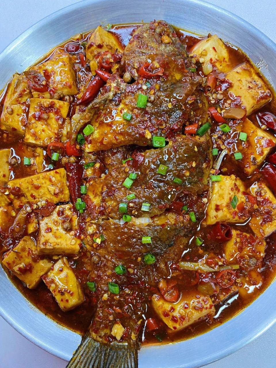 相信我…一定要试试这个麻辣红烧鲫鱼;喜欢吃鱼的宝子们～一定不要