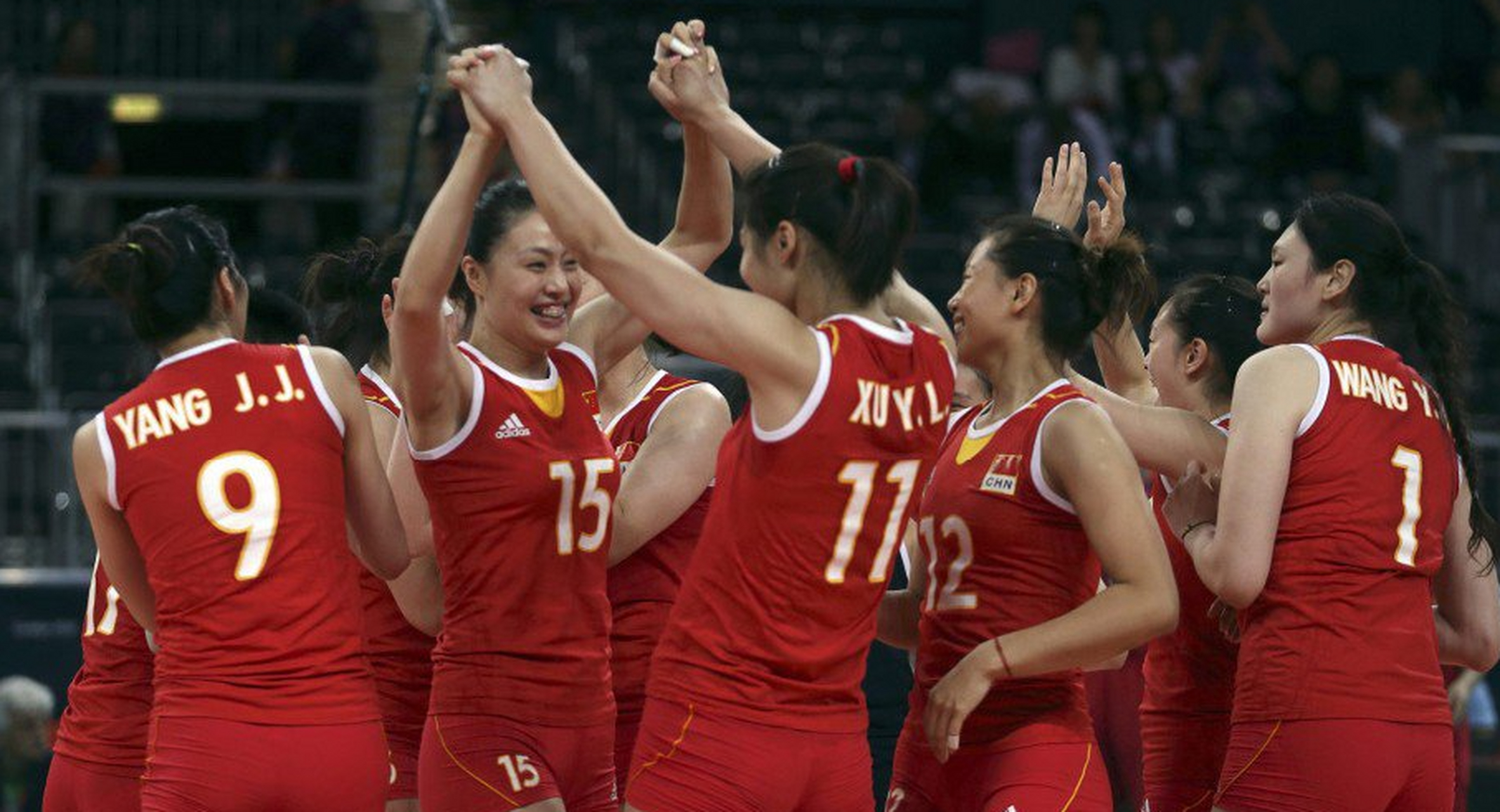 巴黎奥运会,中国女排以2-3的成绩惨败给了加拿大,虽然蔡斌的队员们