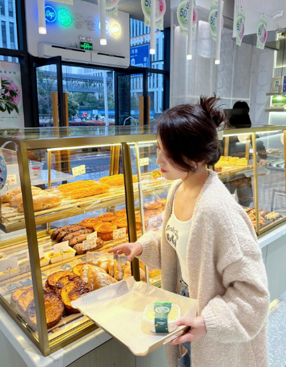 05店名:九月生活(北软店) 99地址:杭州市拱墅区祥园路101号 74