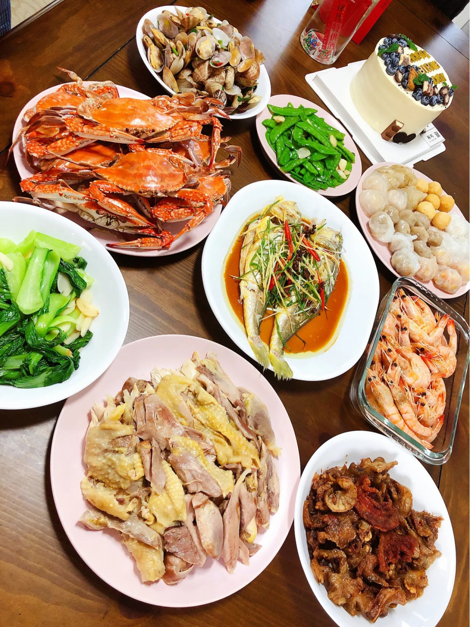 图一,浙江朋友请客吃饭 图二,湖南朋友请客吃饭 图三,江苏朋友请客