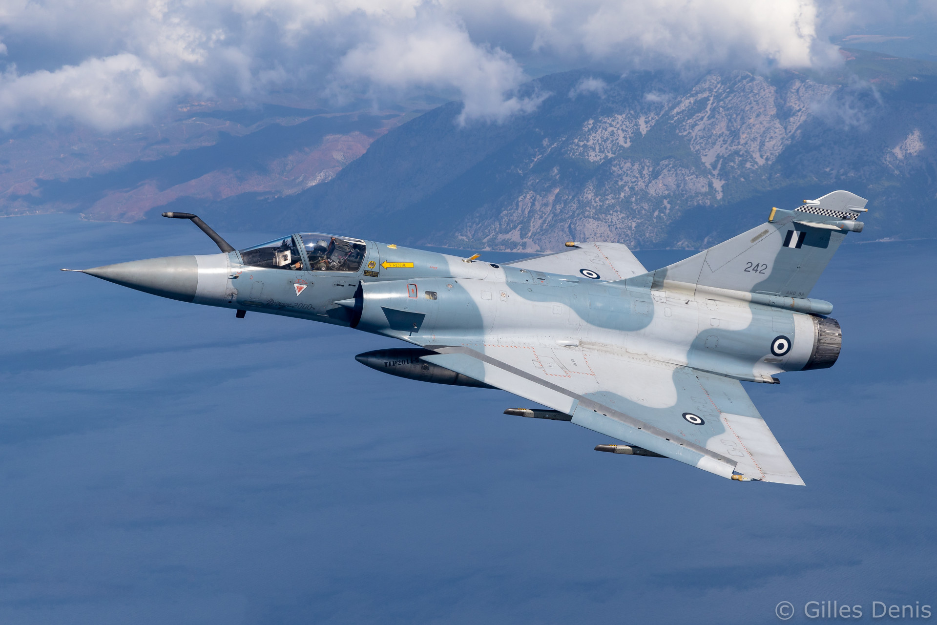 高分辨率图像# 希腊幻影2000-5bg,挂载mica ir,幻影2000这个平台狭靠