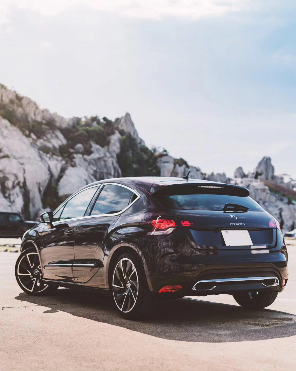 低调代步天花板  被很多人 遗忘的宝藏车型 雪铁龙ds4