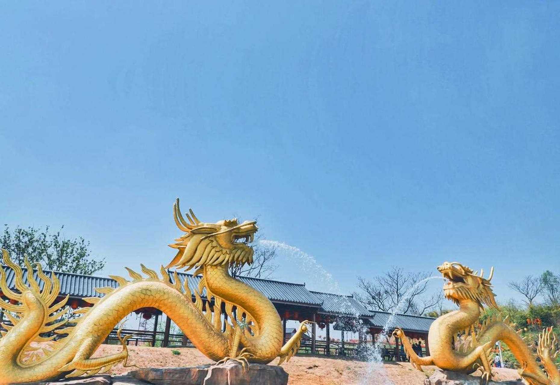 武汉黄陂木兰水镇 这是一个军事主题的景区,但名字起的又很有江南水乡