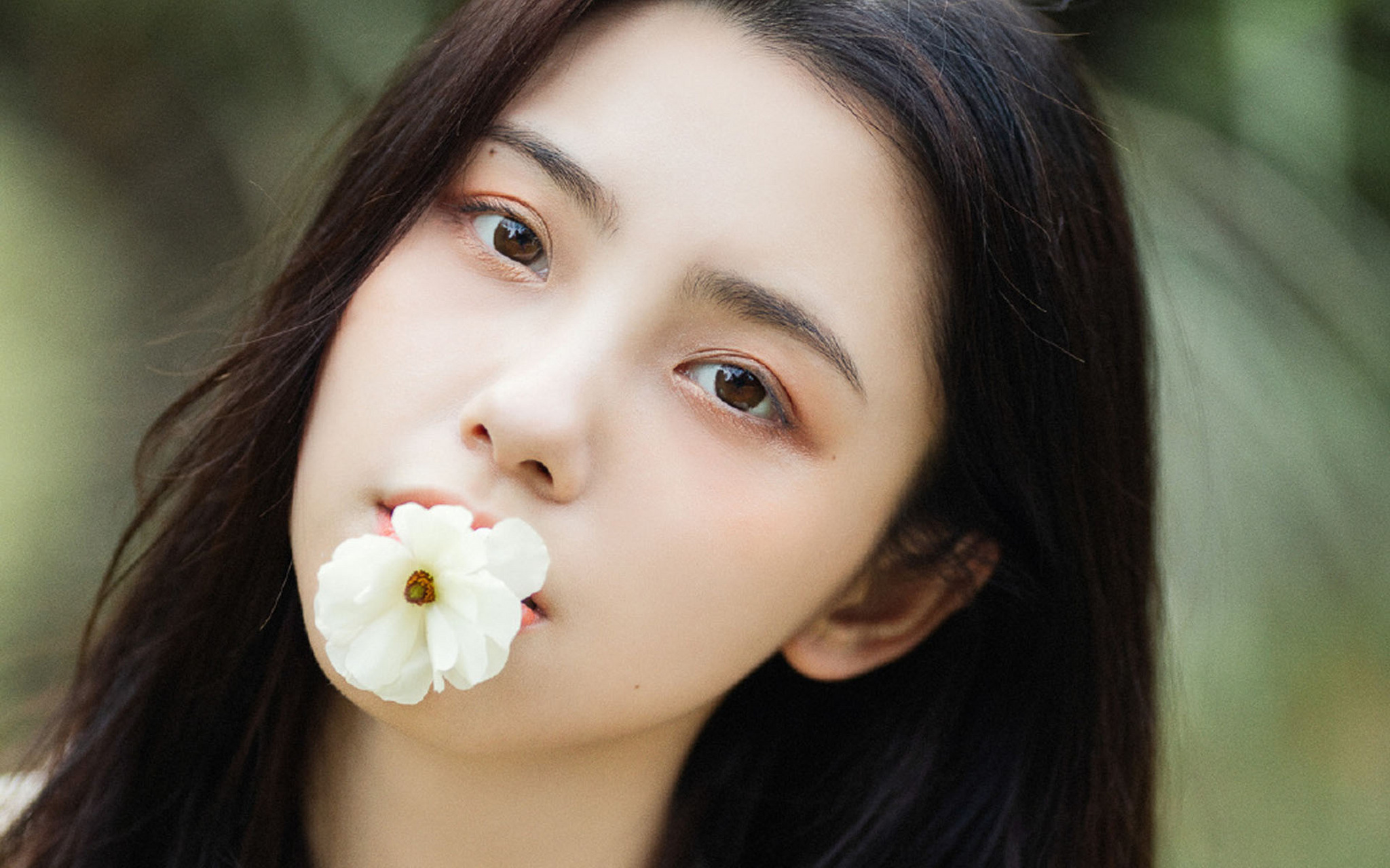 哥哥(张国荣)的一首《默默向上游》,道尽处女座奋斗的心路历程,就像歌