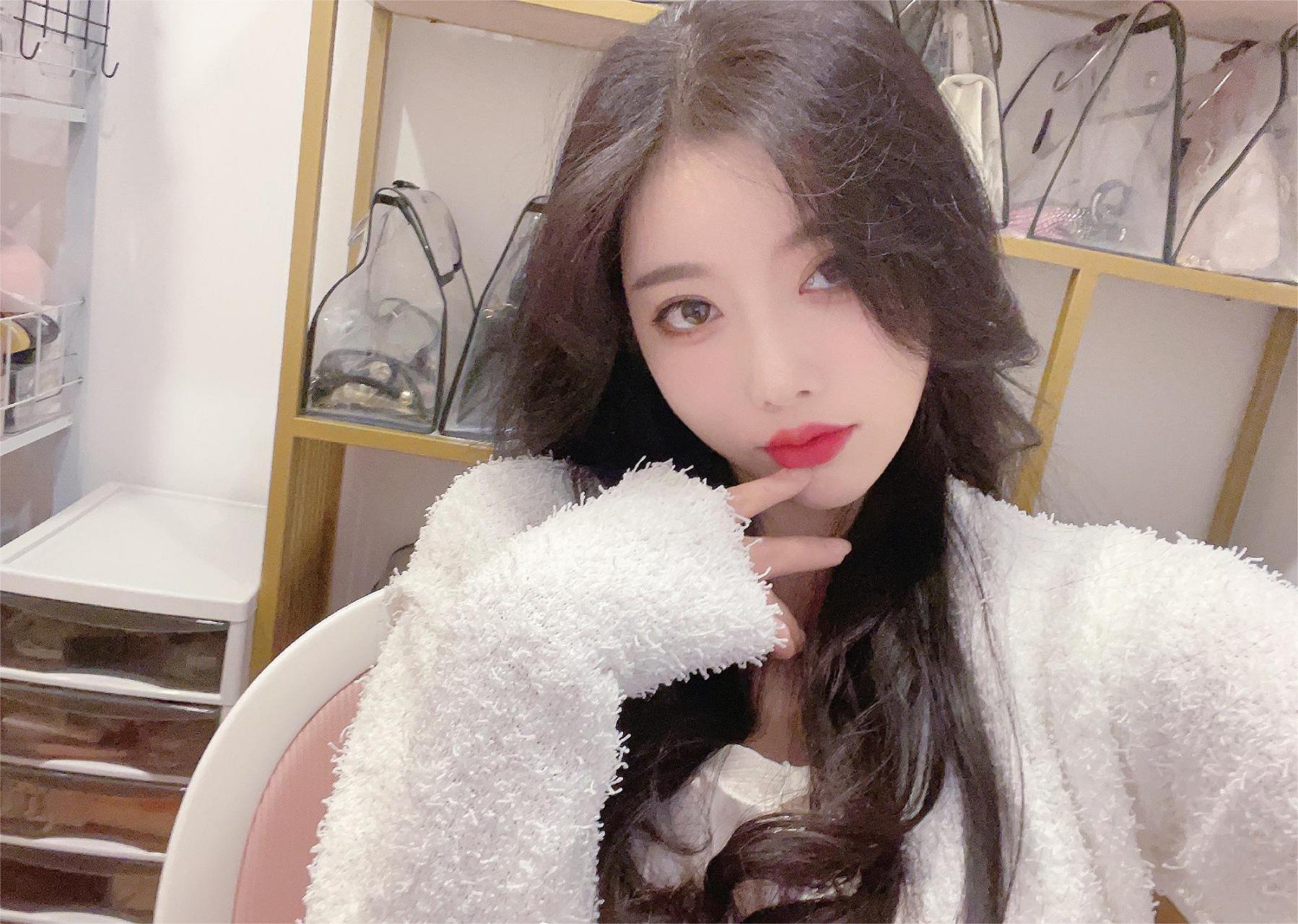 杨橙橙:天气冷了 化妆保暖 #杨橙橙yome