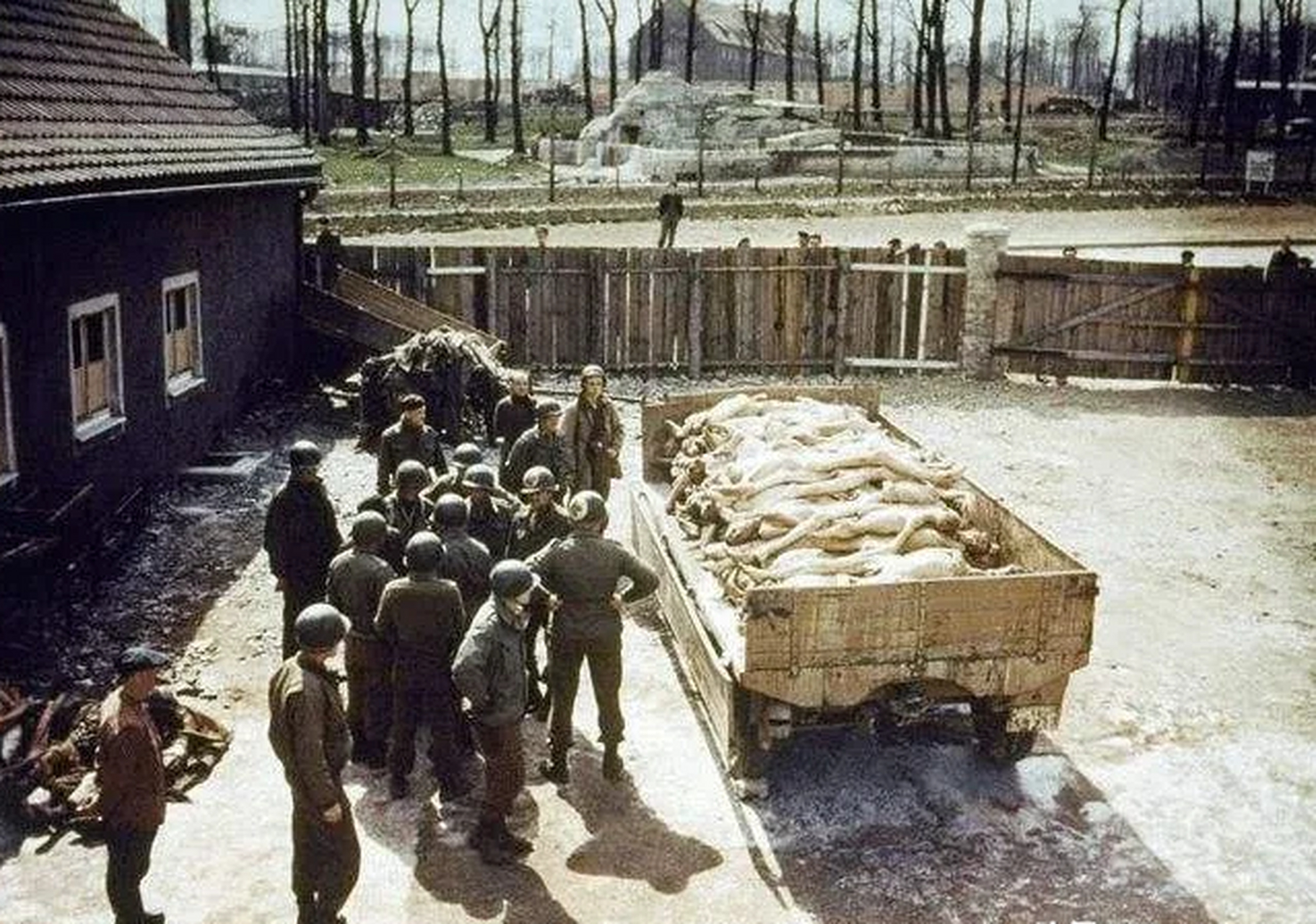 布痕瓦尔德集中营建立于1937年,是德国所有集中营里最大最臭名昭著的