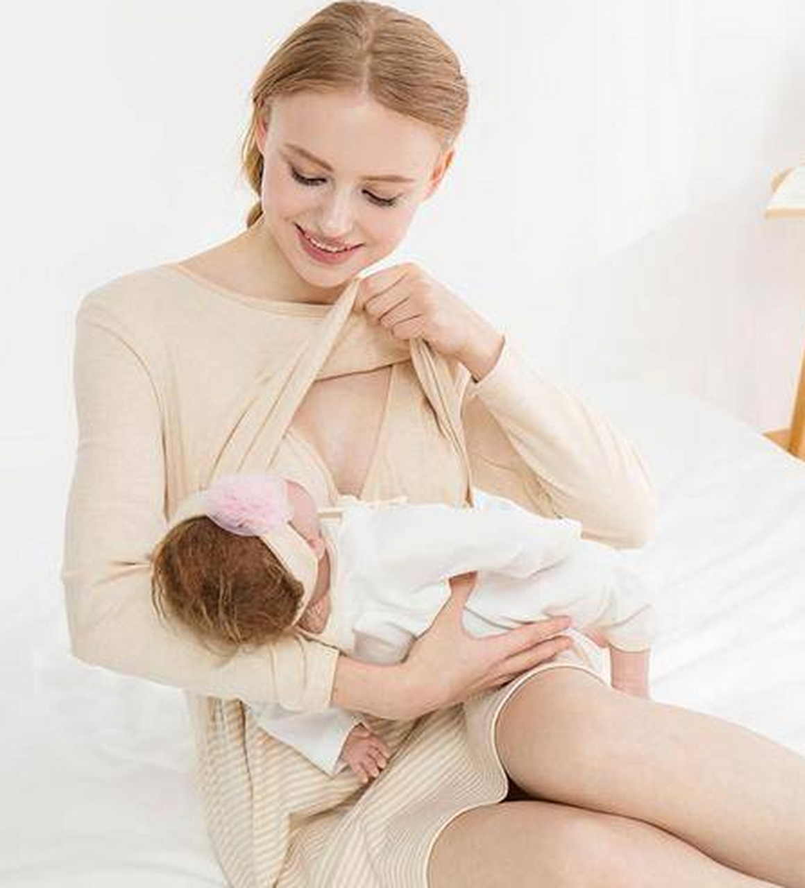 母乳怎么流才算乳腺通了? 当乳头能够吸出奶时说明奶已通畅.