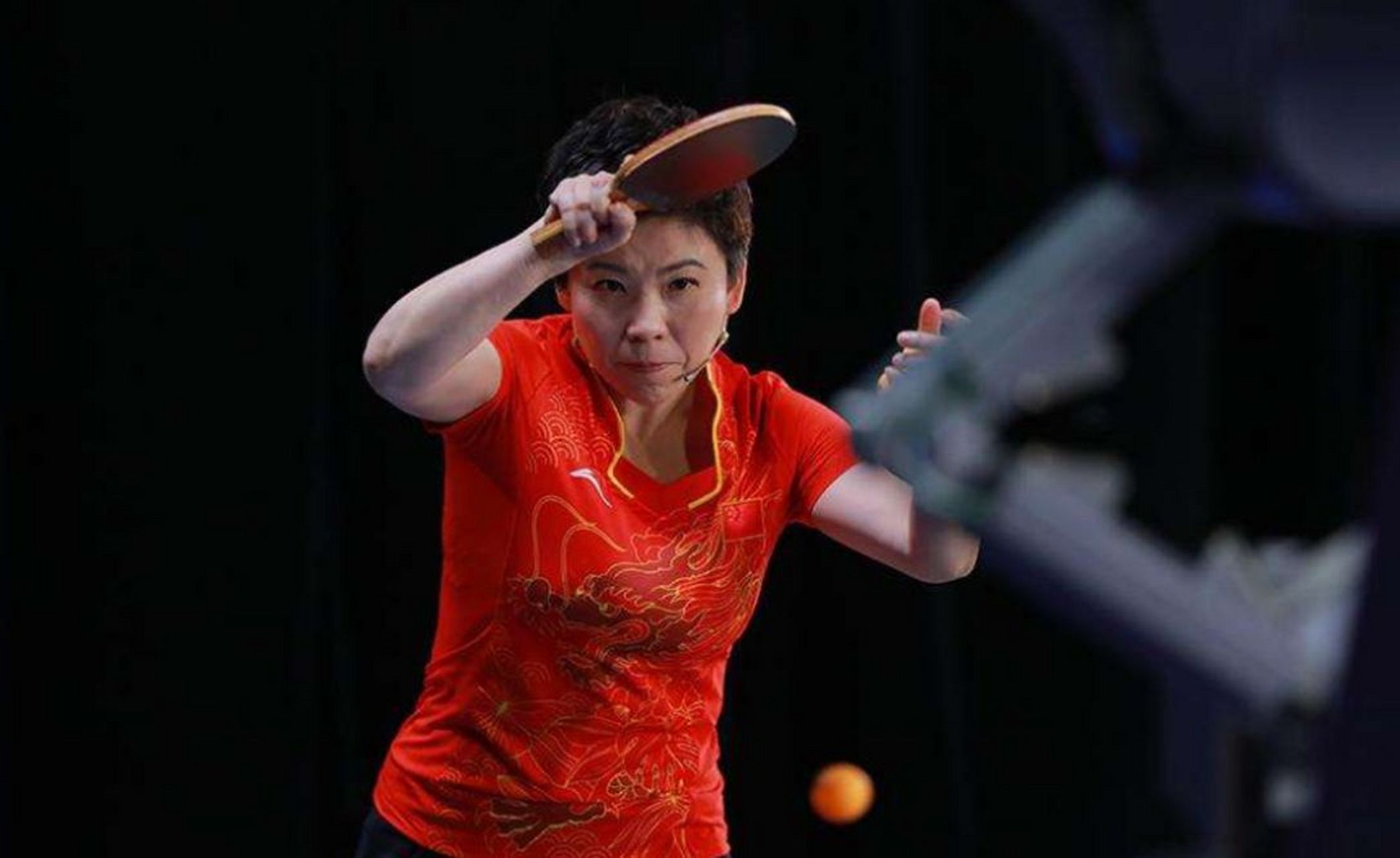 美国高空走钢索表演者卡尔·瓦伦达,在一次重大表演中不幸失足身亡.