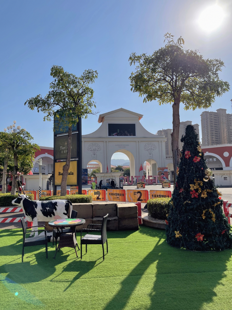 打卡欧式城堡98福州贵安奥特莱斯新年逛不停  别人逛奥莱都是为了买