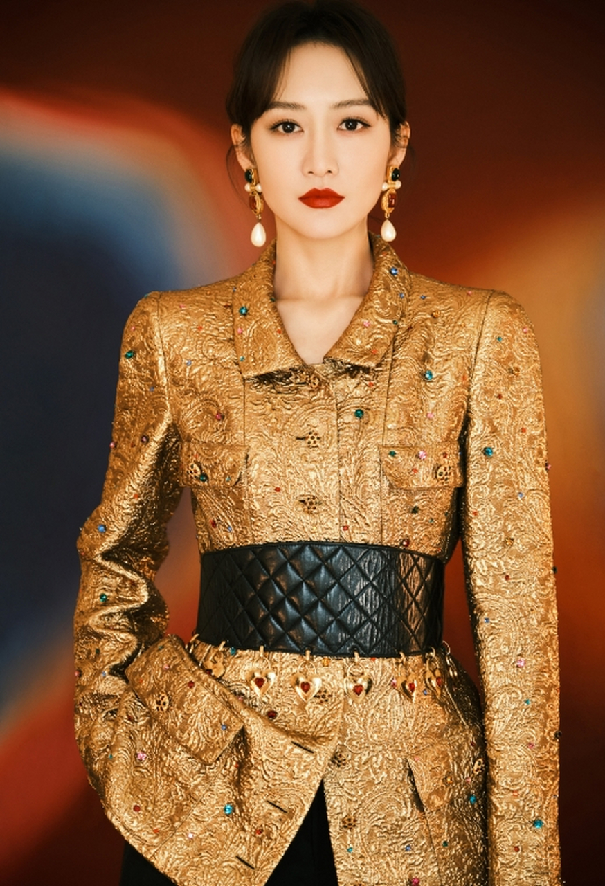 高贵优雅,妩媚动人的#王鸥# 貌若天仙,肤如凝脂,五官精致,身材窈窕