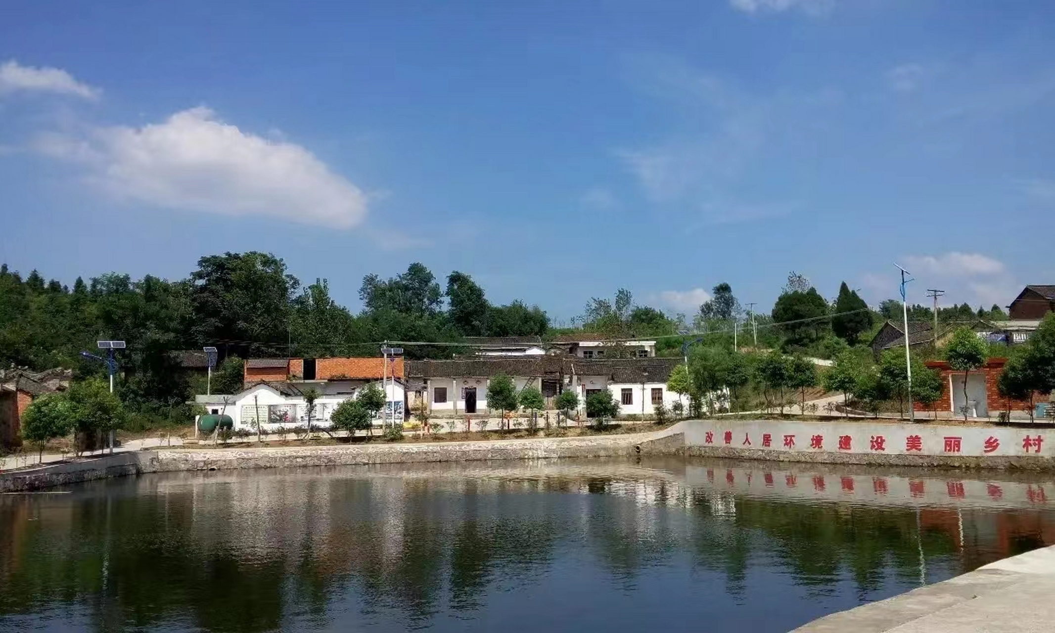 游遍河南都说中#  河南省大别山区传统村落众多,其中光山县泼陂河镇