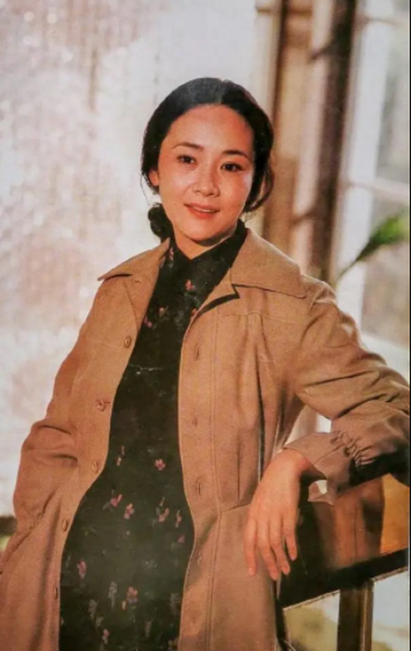 顾永菲在80年代孙道临版的电影《雷雨》中饰演繁漪,获得了金鸡奖最佳