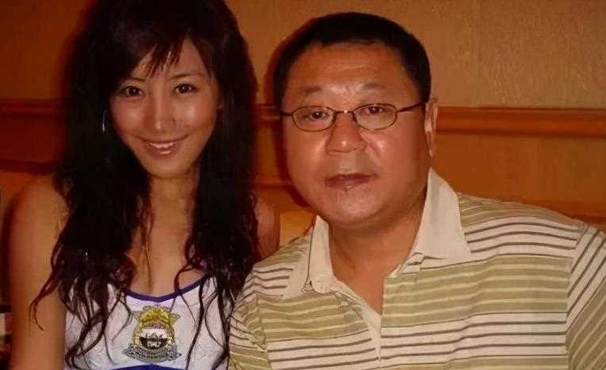 范伟老婆杨宝玲图片