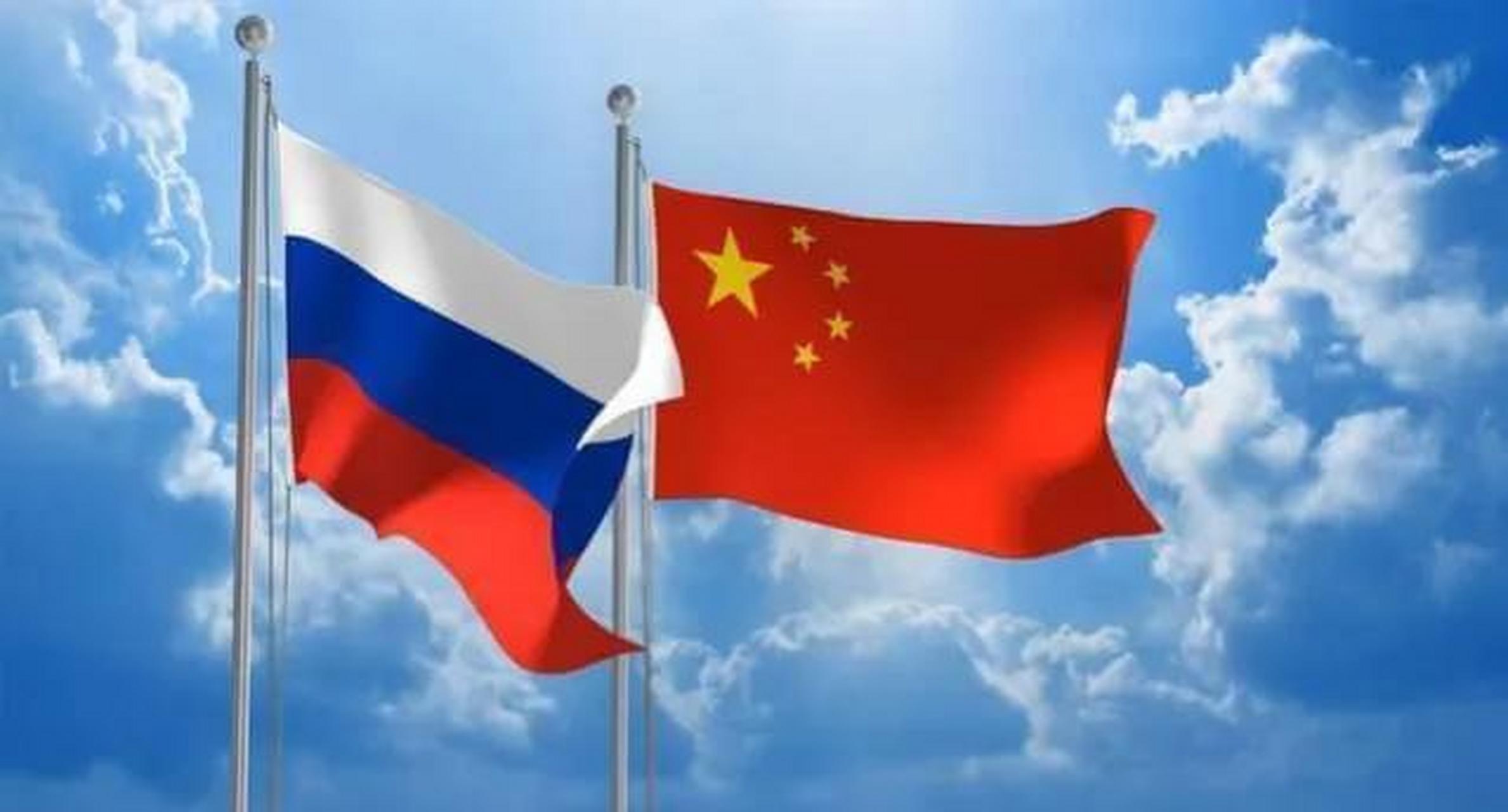 这篇国际评论,木叔来分析中国防长访问俄罗斯的相关话题.