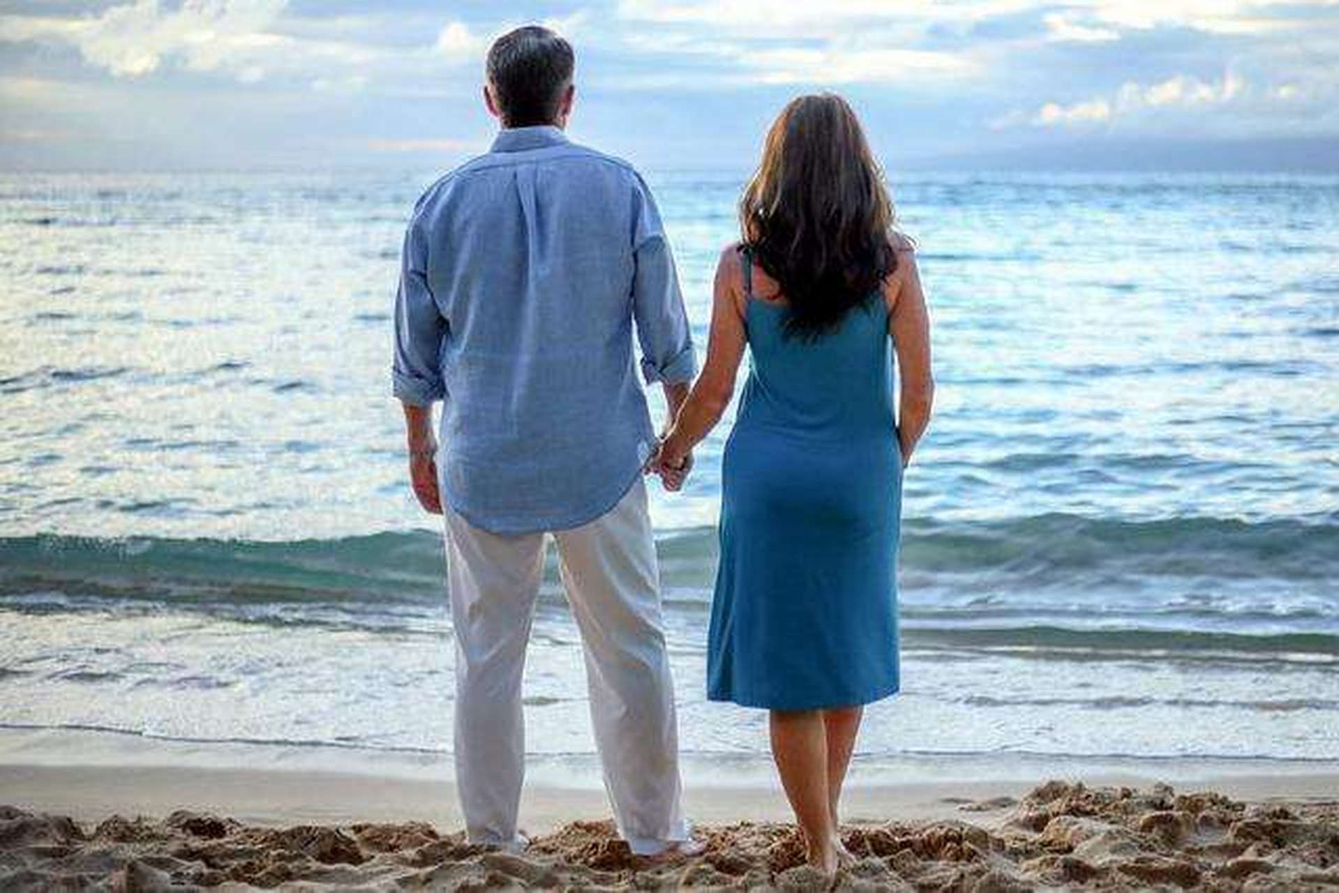 解冻性情# #两性情感# 幸福美满的夫妻,不仅有着高度的默契,更能够