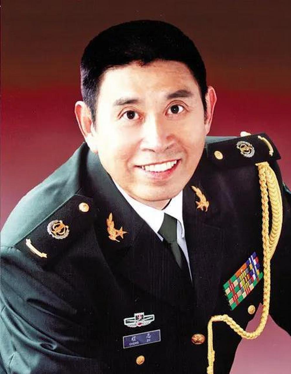 新婚之夜,亲朋好友都回家后,殷秀梅却对程志说:"我觉得我们俩过不了一