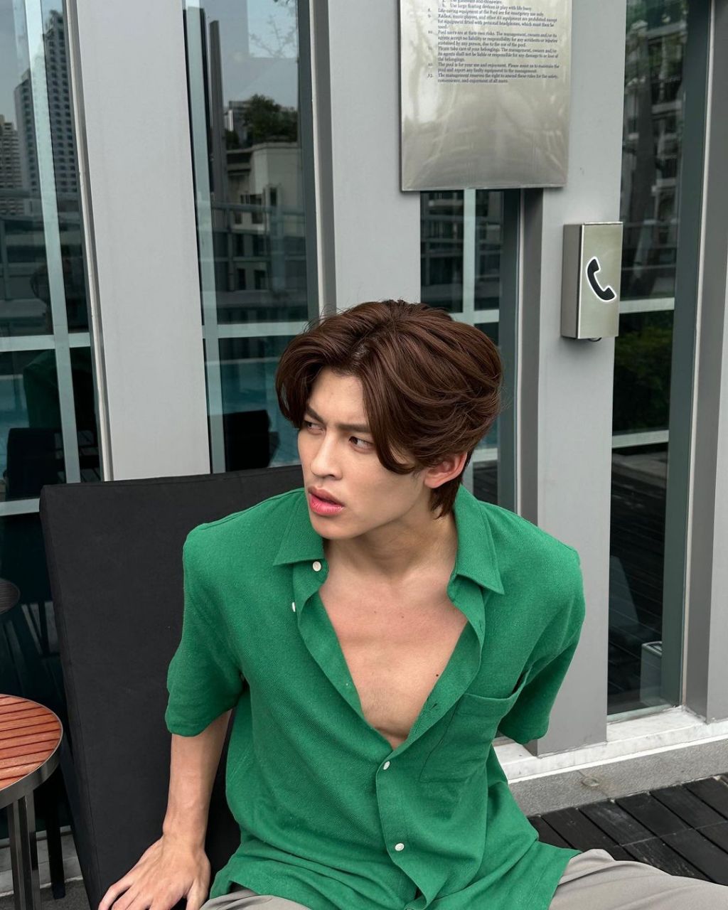 泰国当红男星小面包pond,不仅颜值高,身材也好到没话说.