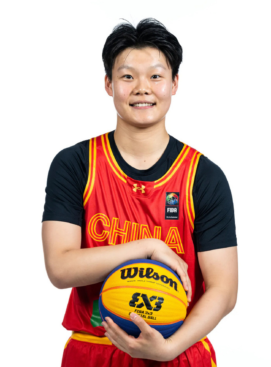 三人篮球世界杯打响了,中国三人女篮的4位姑娘的写真来了.