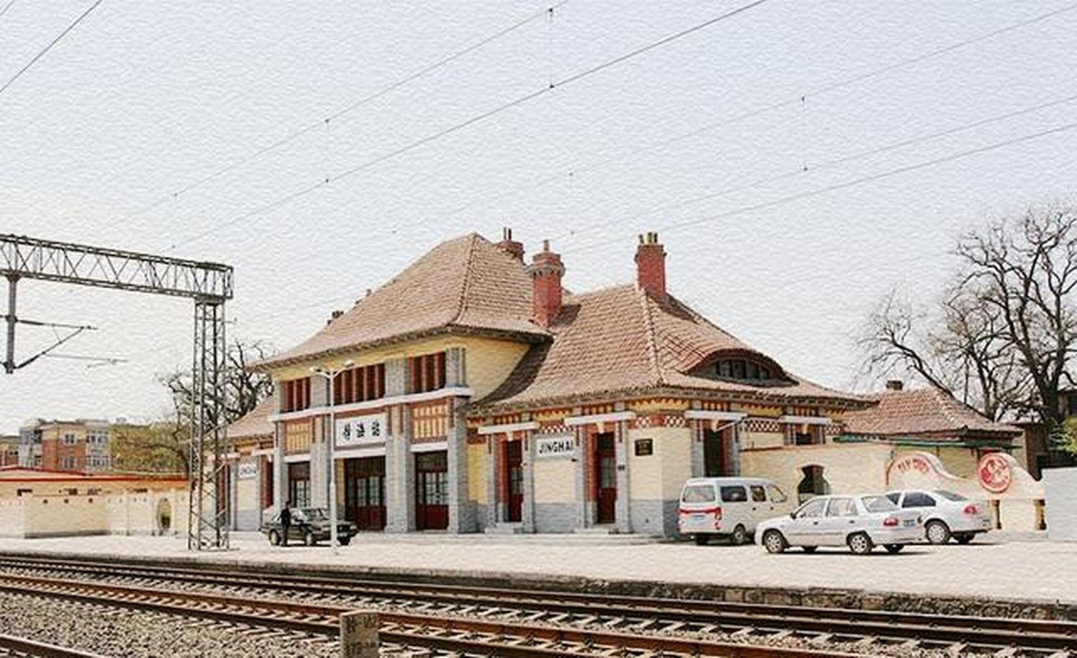 静海火车站像一位迟暮的美人