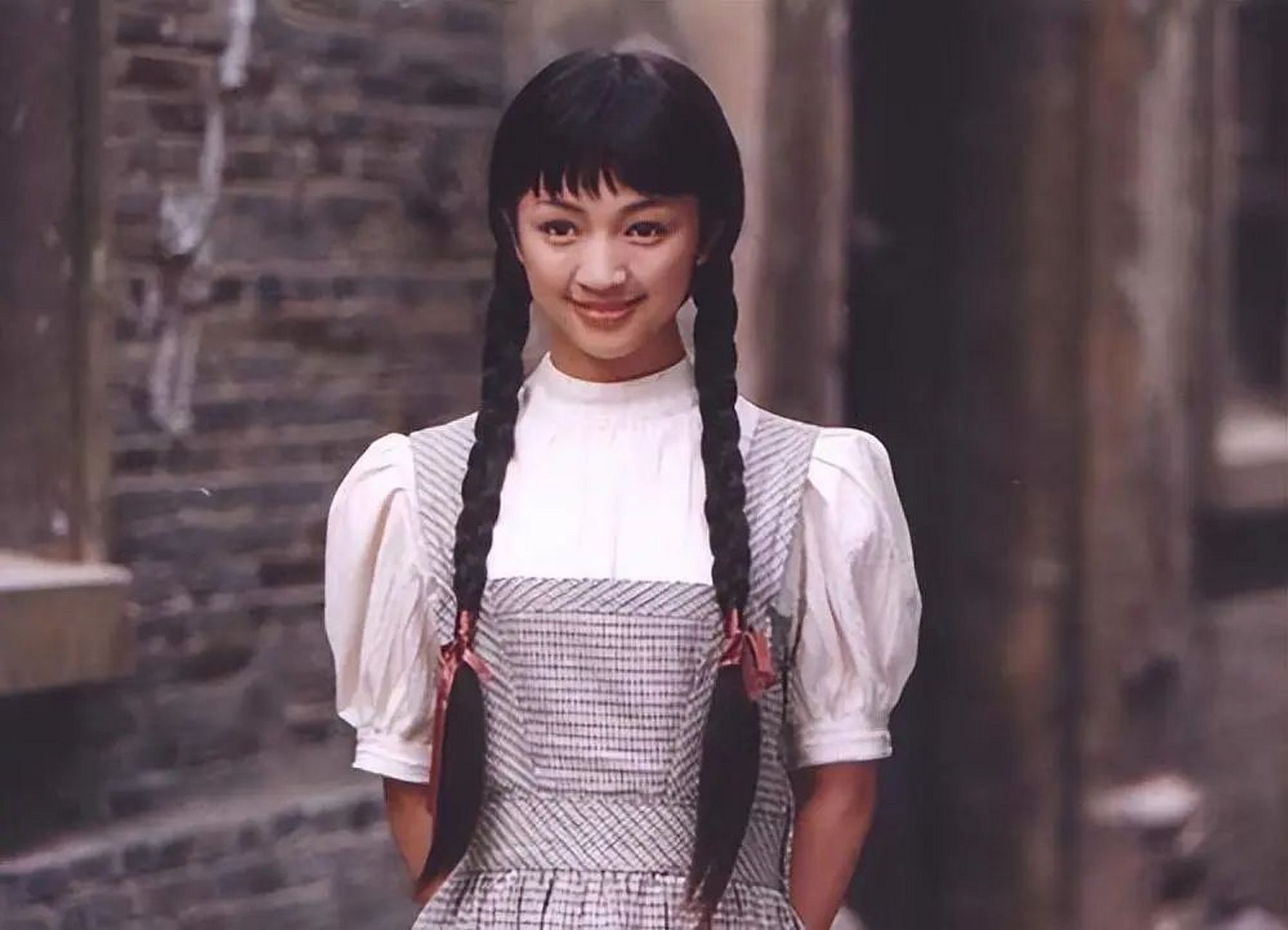 被大佬"隐藏起来"的女明星之罗海琼  在1988年的时候,罗海琼拍摄了