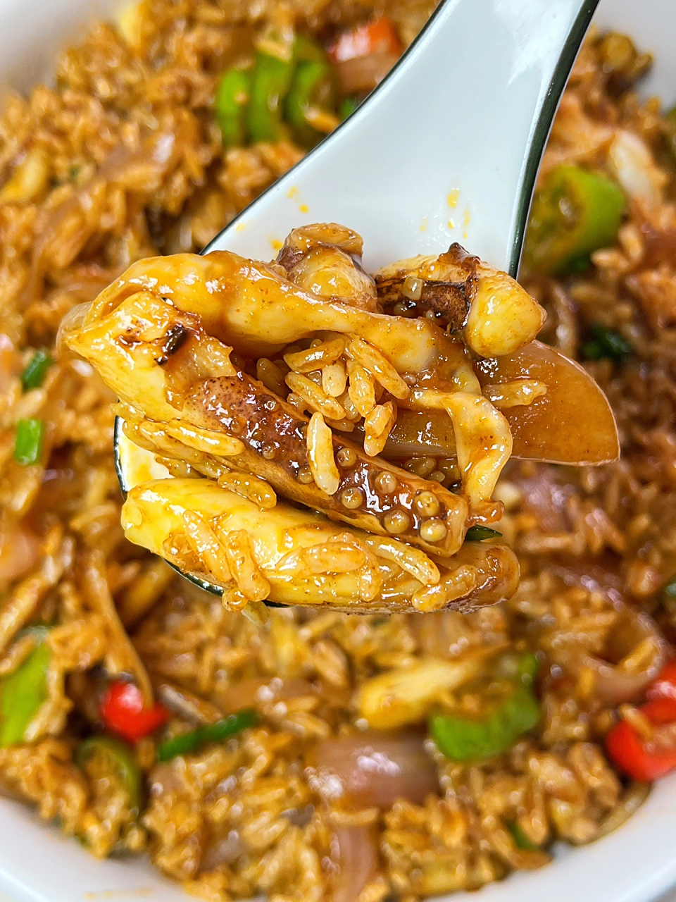 男朋友做的香辣鱿鱼拌饭 马上给我安排了这道香辣鱿鱼拌饭, 实在太太