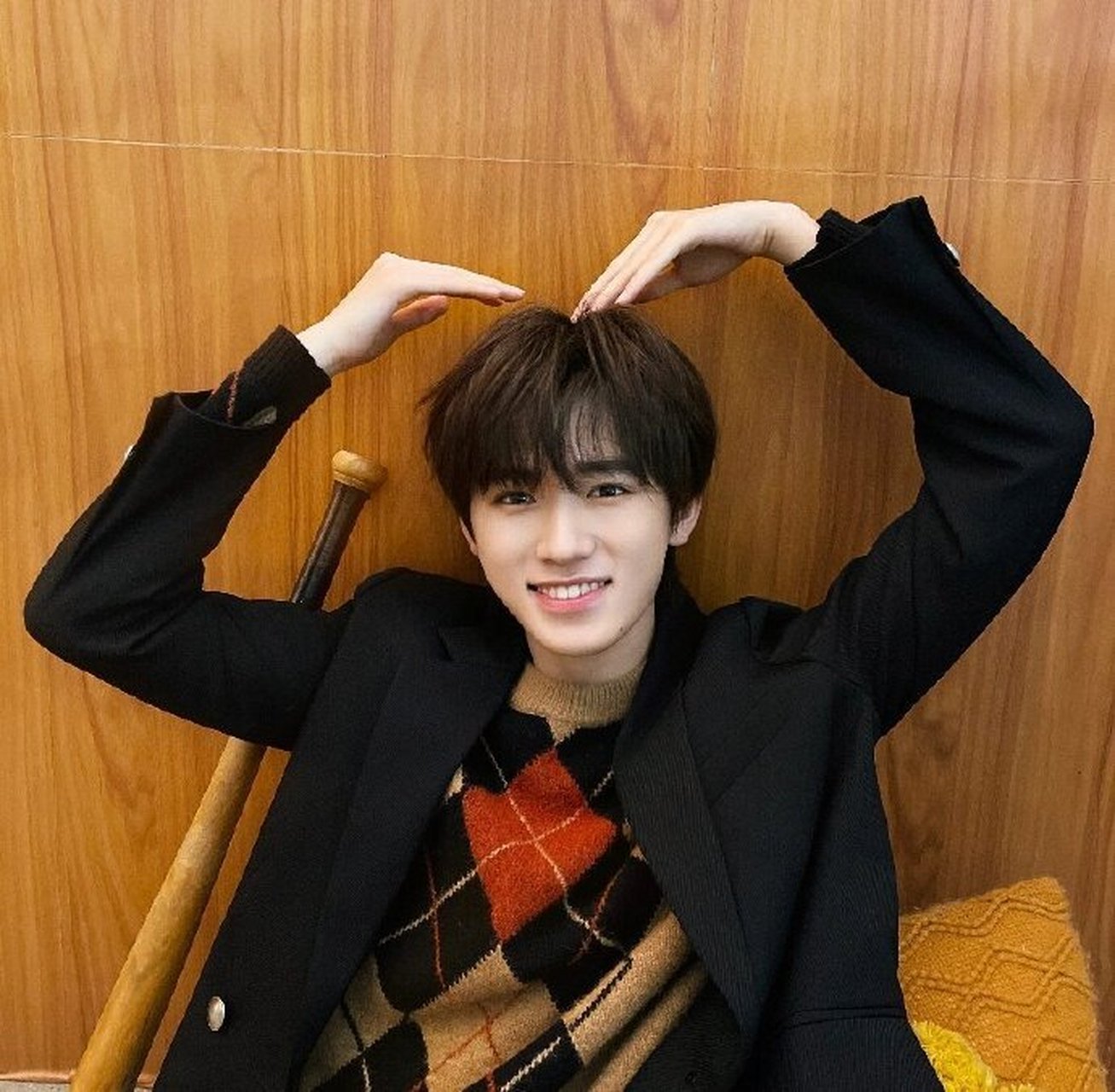 影视头号玩家征集令# 宋亚轩真的超爱比心的,好可爱的芽芽