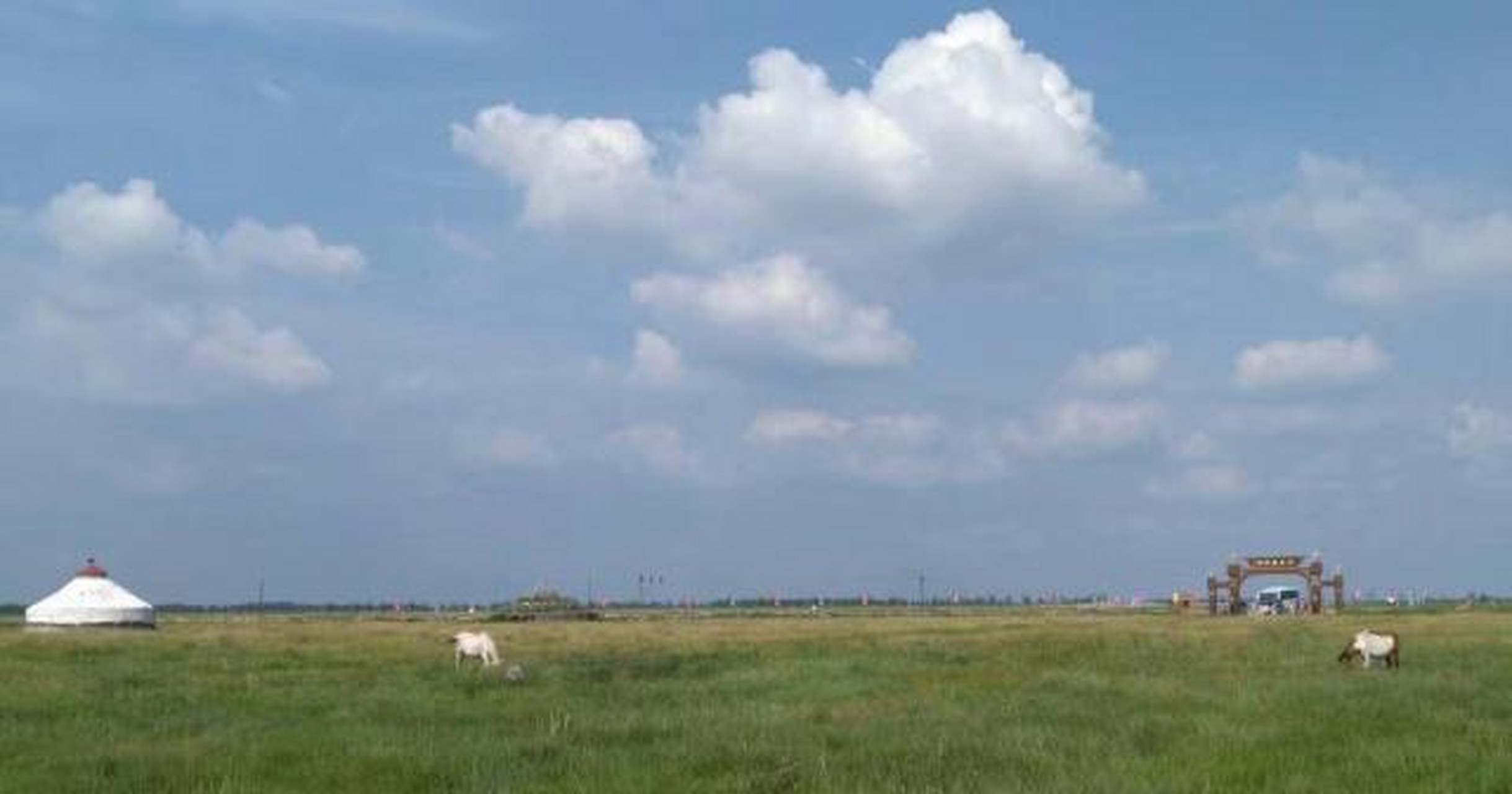 距离沈阳最近的草原旅游区——内蒙古科尔沁查日苏浩坦草原风景区