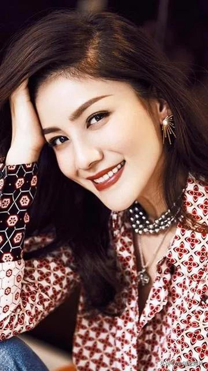 大美女胡可胡可性感迷人,美丽优雅,身材苗条,魅力无限