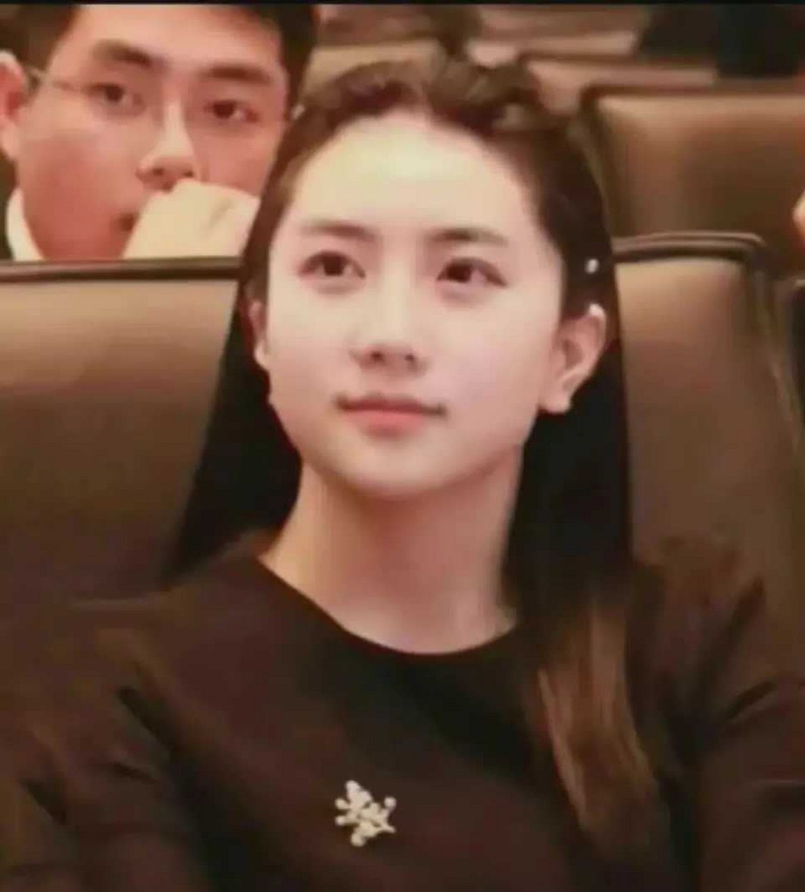 孟晚舟年轻时真漂亮[你懂的]