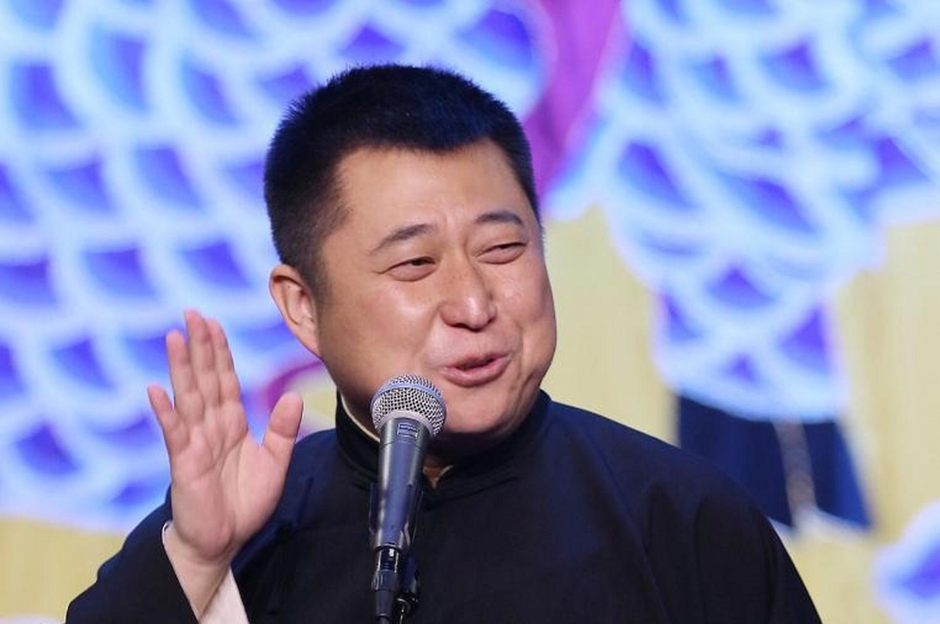牵连,领导把李鹤林叫到办公室,告诉李鹤林德云社与电视台只能二选一