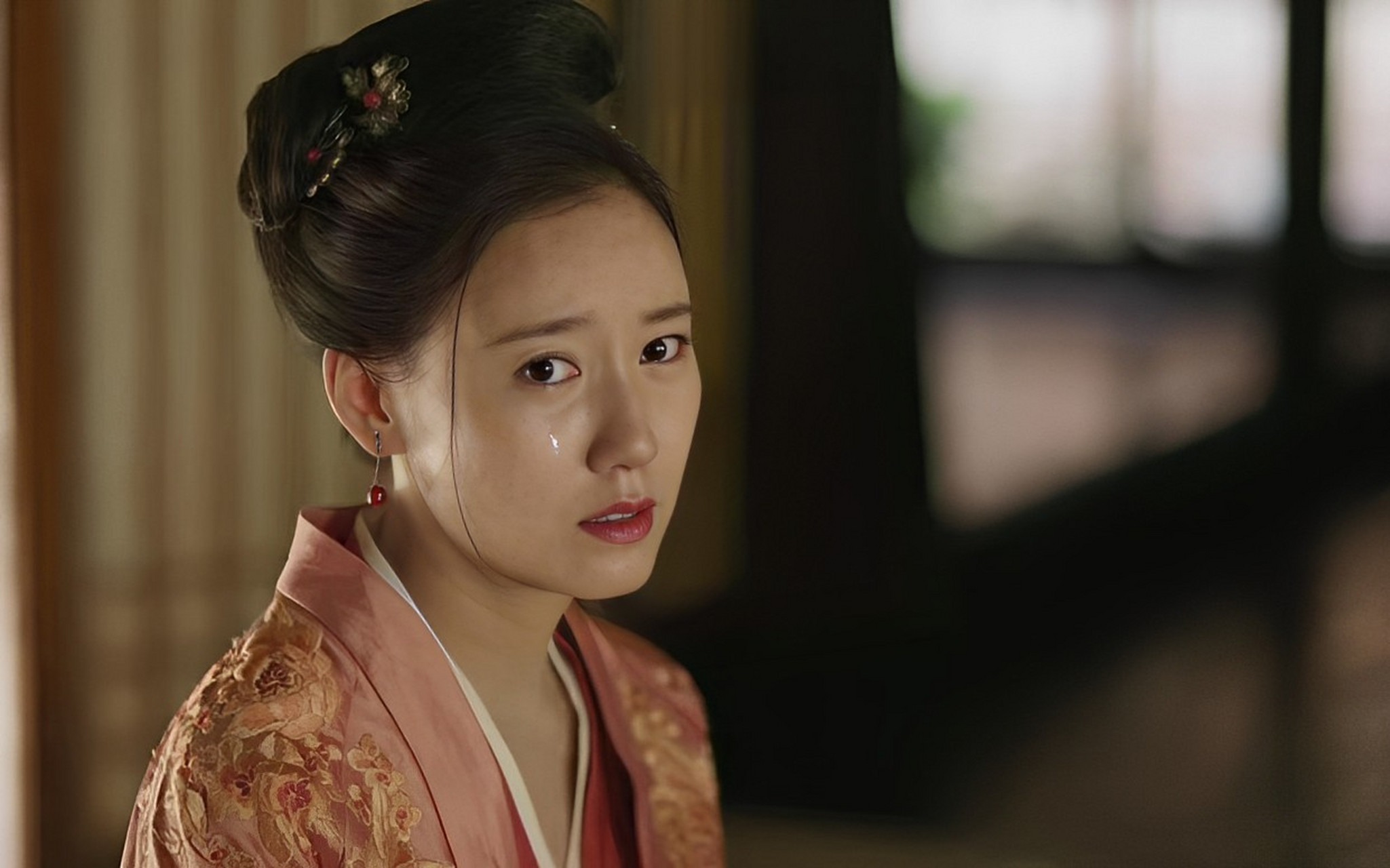 " 话到嘴边,莫兰什么也不