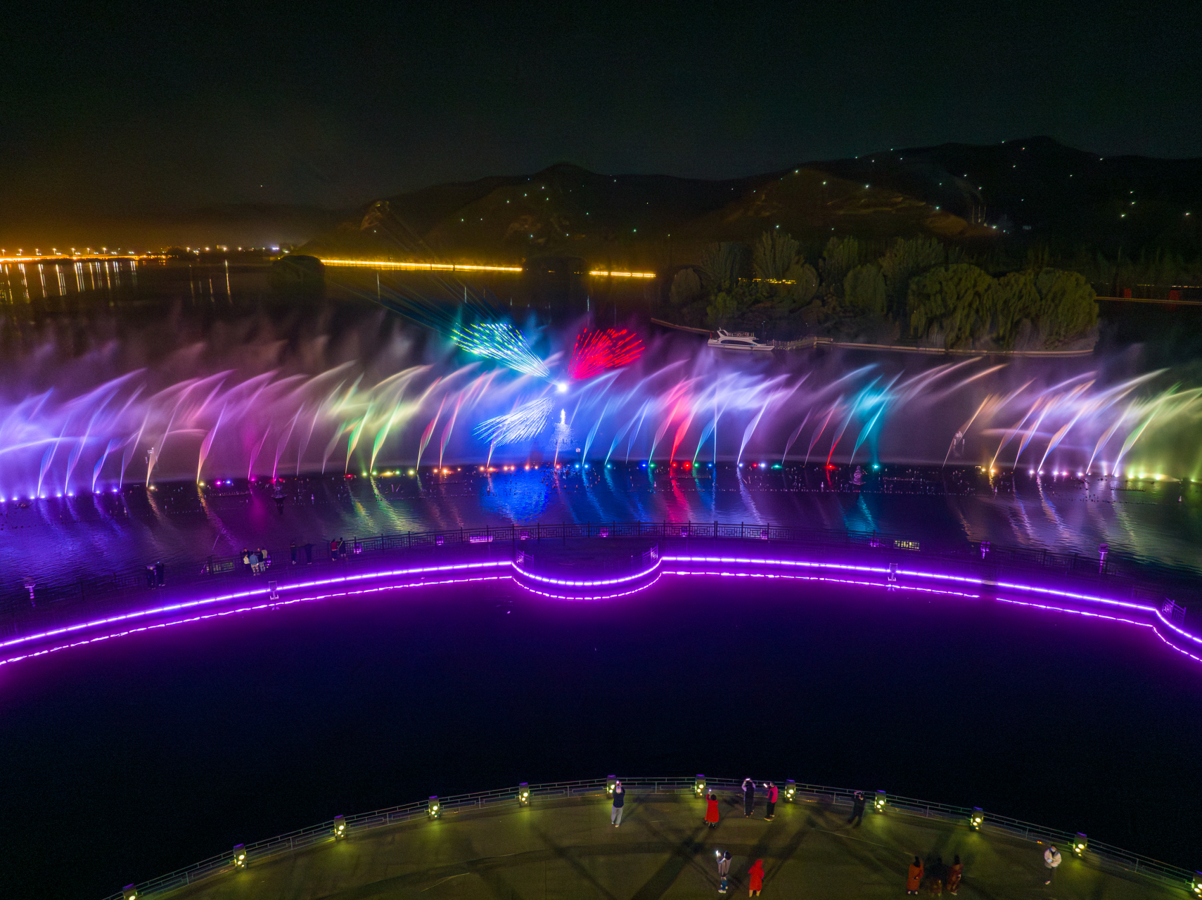 美好辽宁欢迎您# 喀左.龙源湖.音乐喷泉