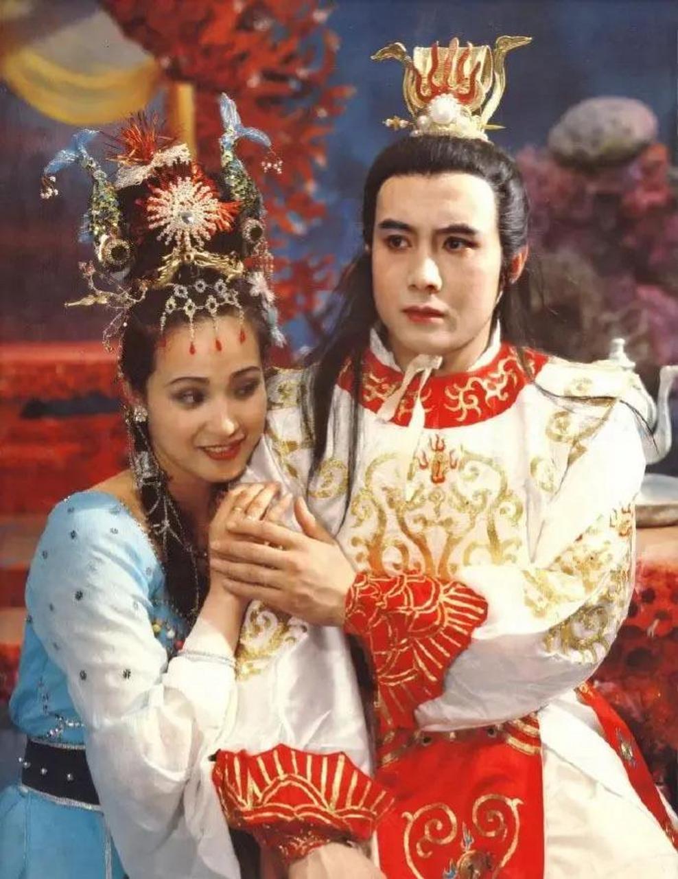 大家还记得《西游记》中的小白龙和万圣公主吗?