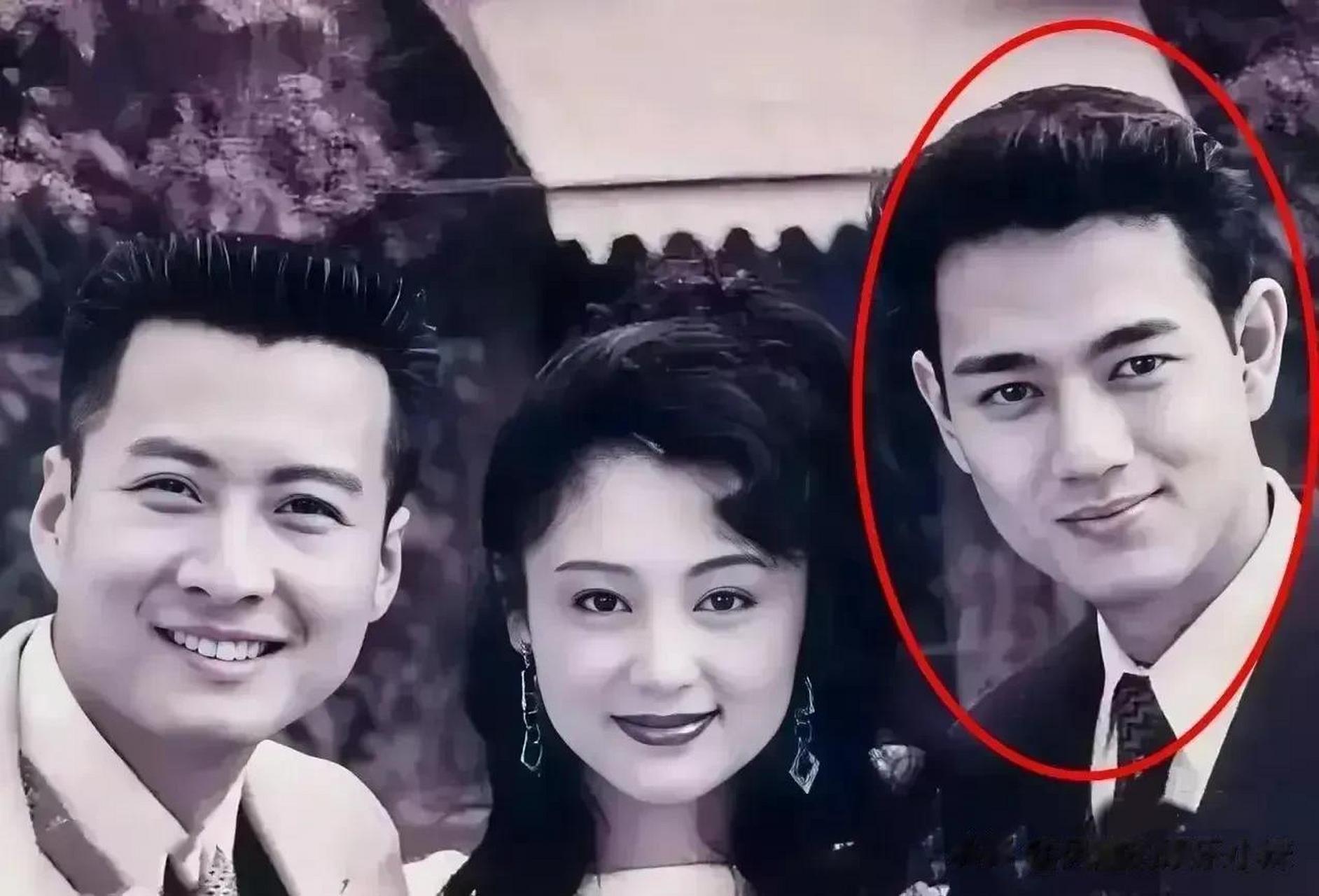 30年前的一张老照片,中间的美女是陈凯歌的老婆陈红,左边的男人是孙兴