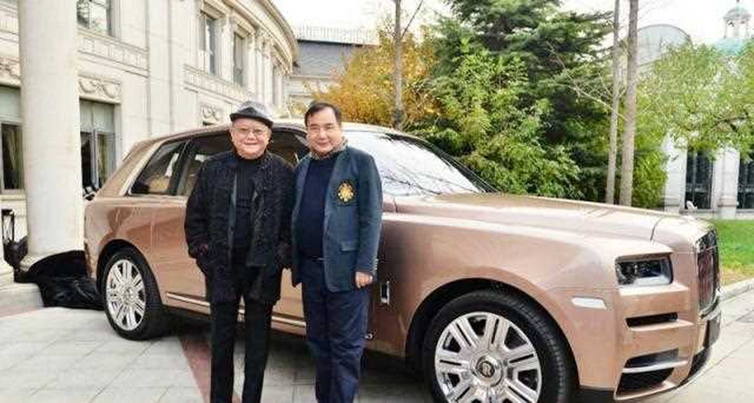 [哟] 劳斯莱斯库里南加上京a88888的车牌,这样的配置大概就神壕的标配