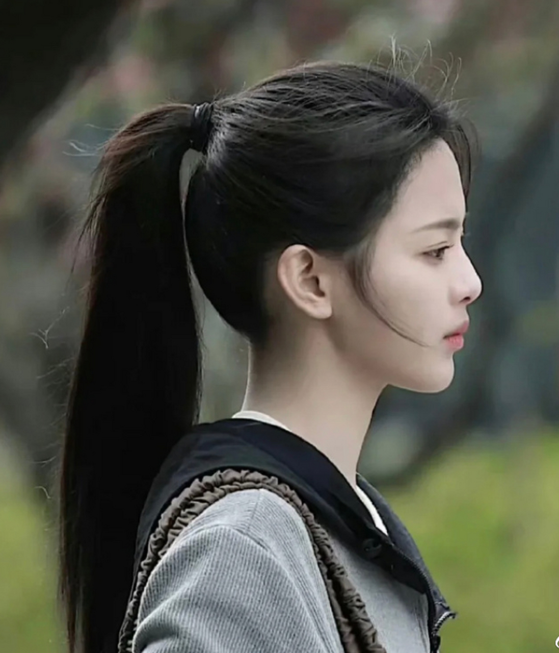 网友给杨超越的鼻子p图,你觉得p图后的超越颜值有变高吗?