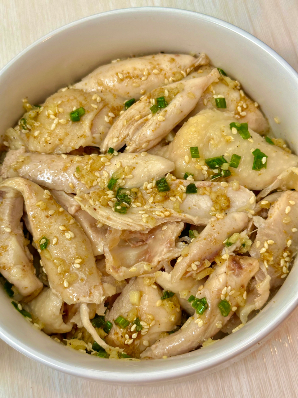 分享巨好吃的广式手撕鸡!真的巨好吃!鸡腿肉嫩滑好吃!