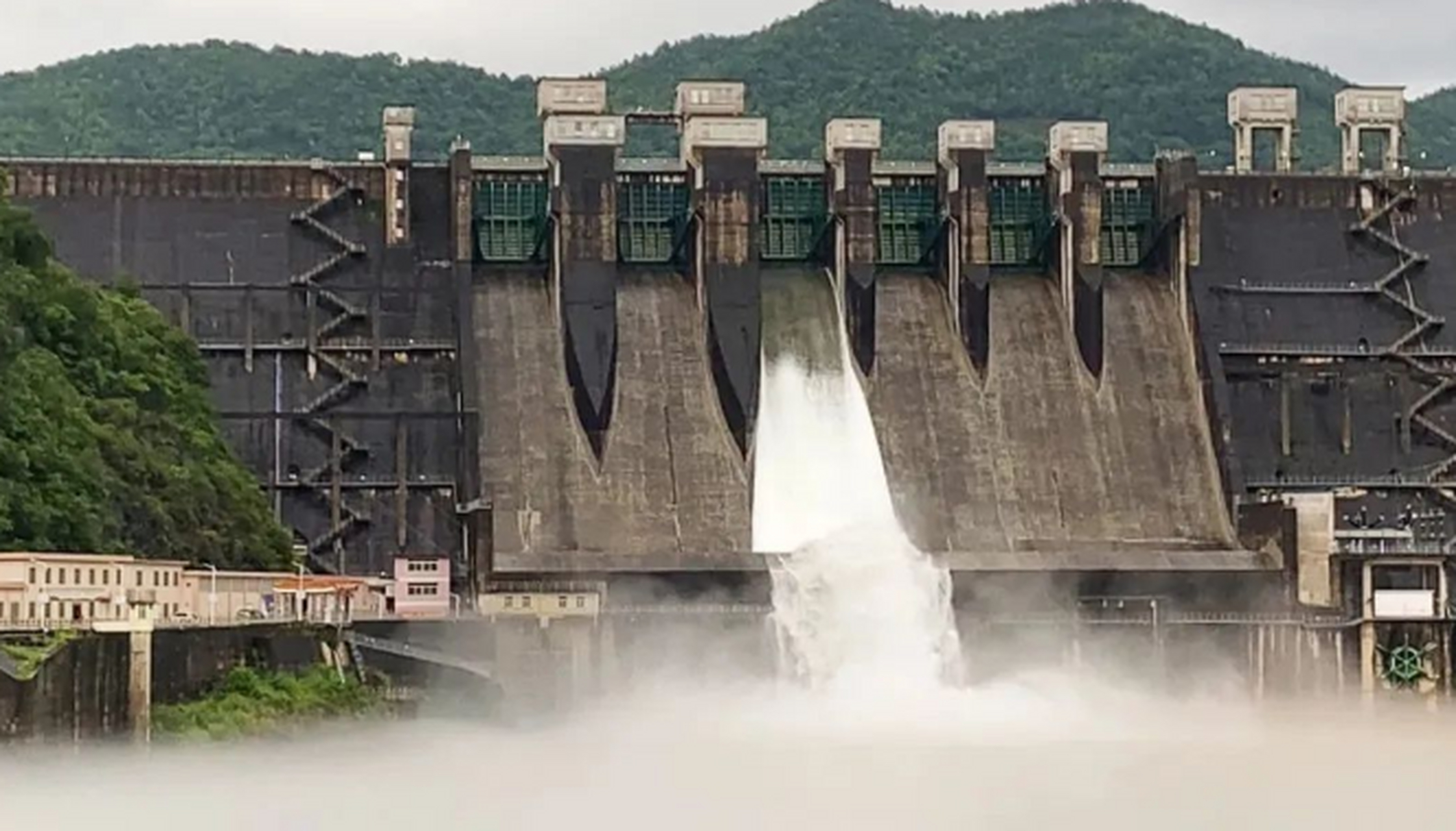 5月份以来,东江上游及龙川县持续强降雨,枫树坝水库蓄水位上涨迅猛