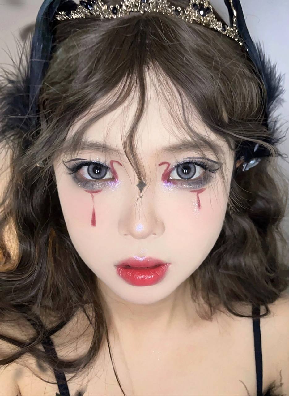 创意妆这个黑天鹅妆容 能迷晕十个宝贝吗?