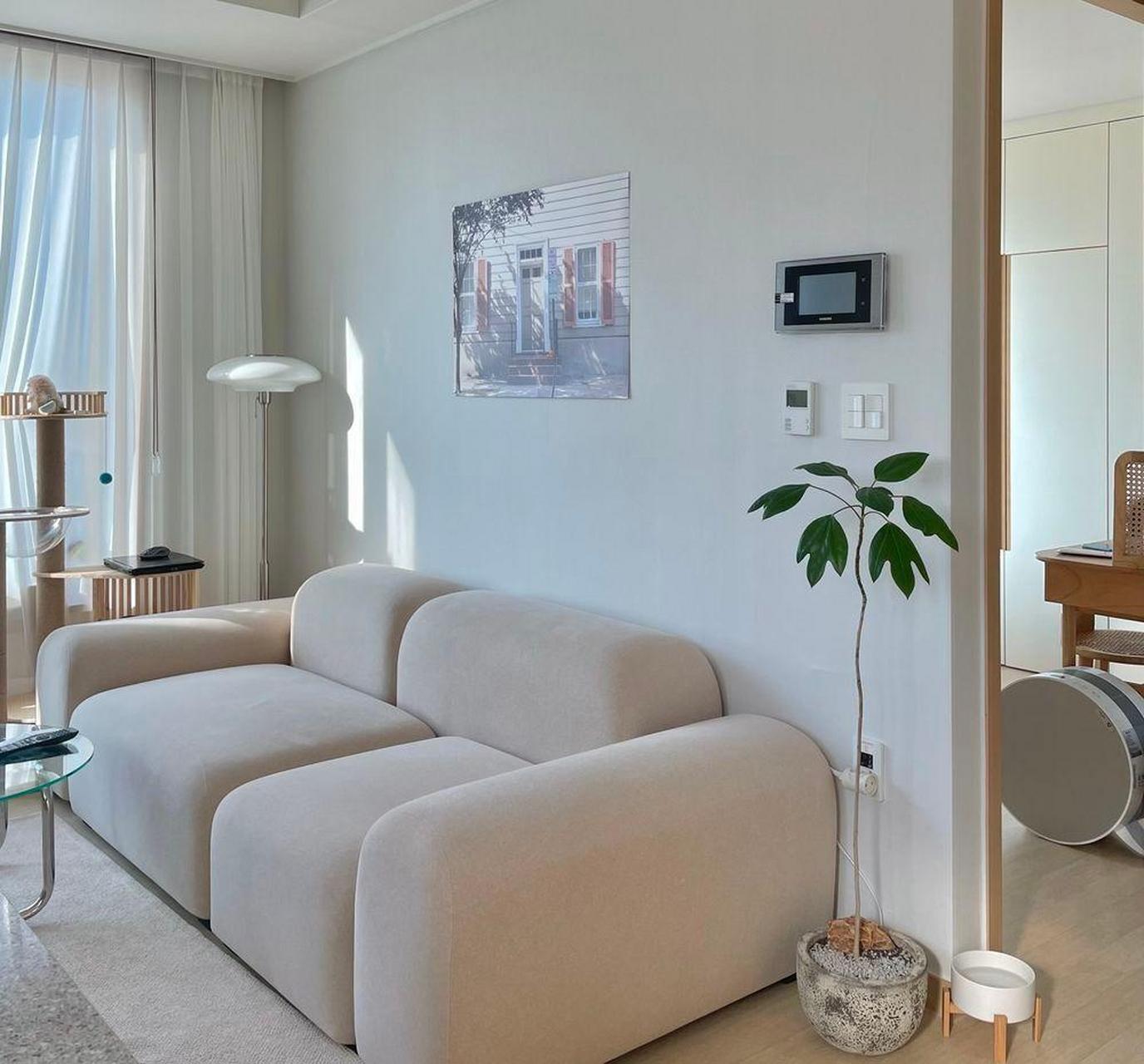 【小户型】奶里奶气的ins风装修,简单温馨,采光和收纳我都爱  你喜欢