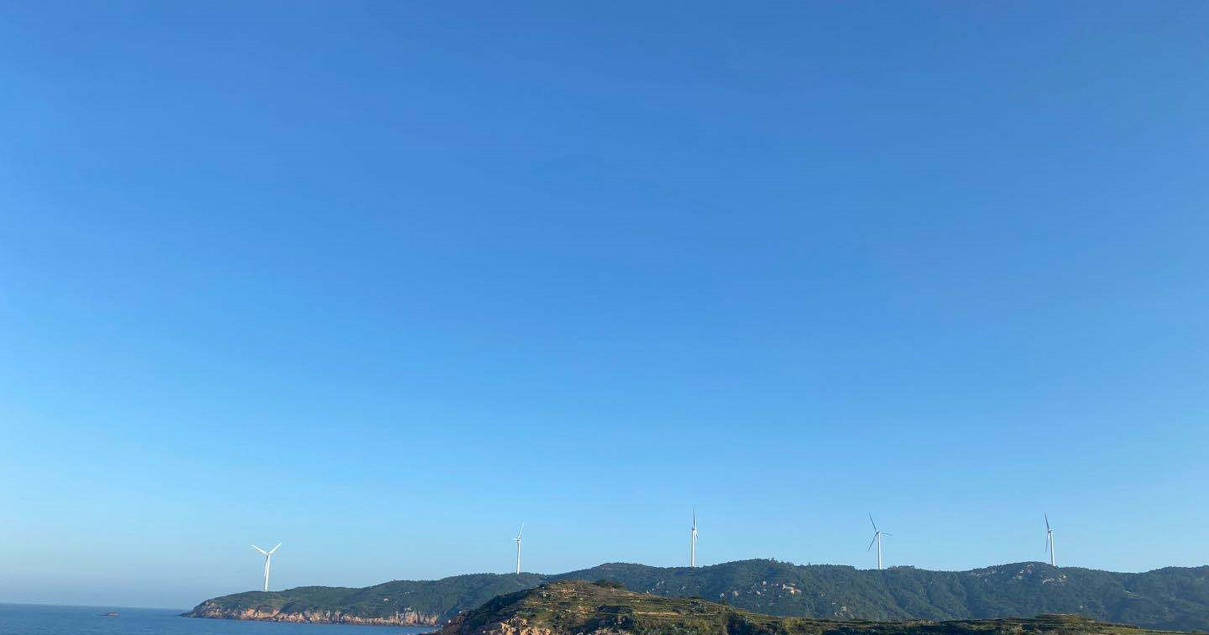 吕峡沙滩又称小吕沙滩,其实关于吕峡沙滩的介绍非常的少,导致到这里的