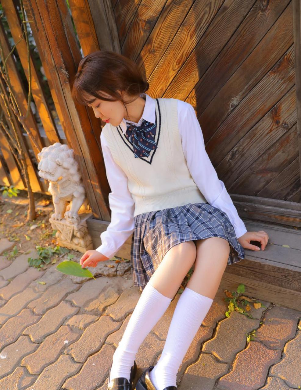 可爱甜美的jk制服少女