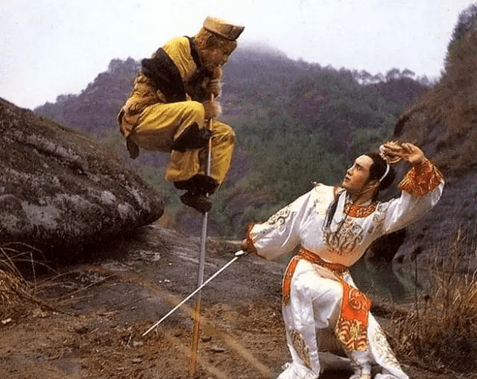 孙行者一时束手无策.唐僧言语刻薄,对徒弟一阵冷嘲热讽.